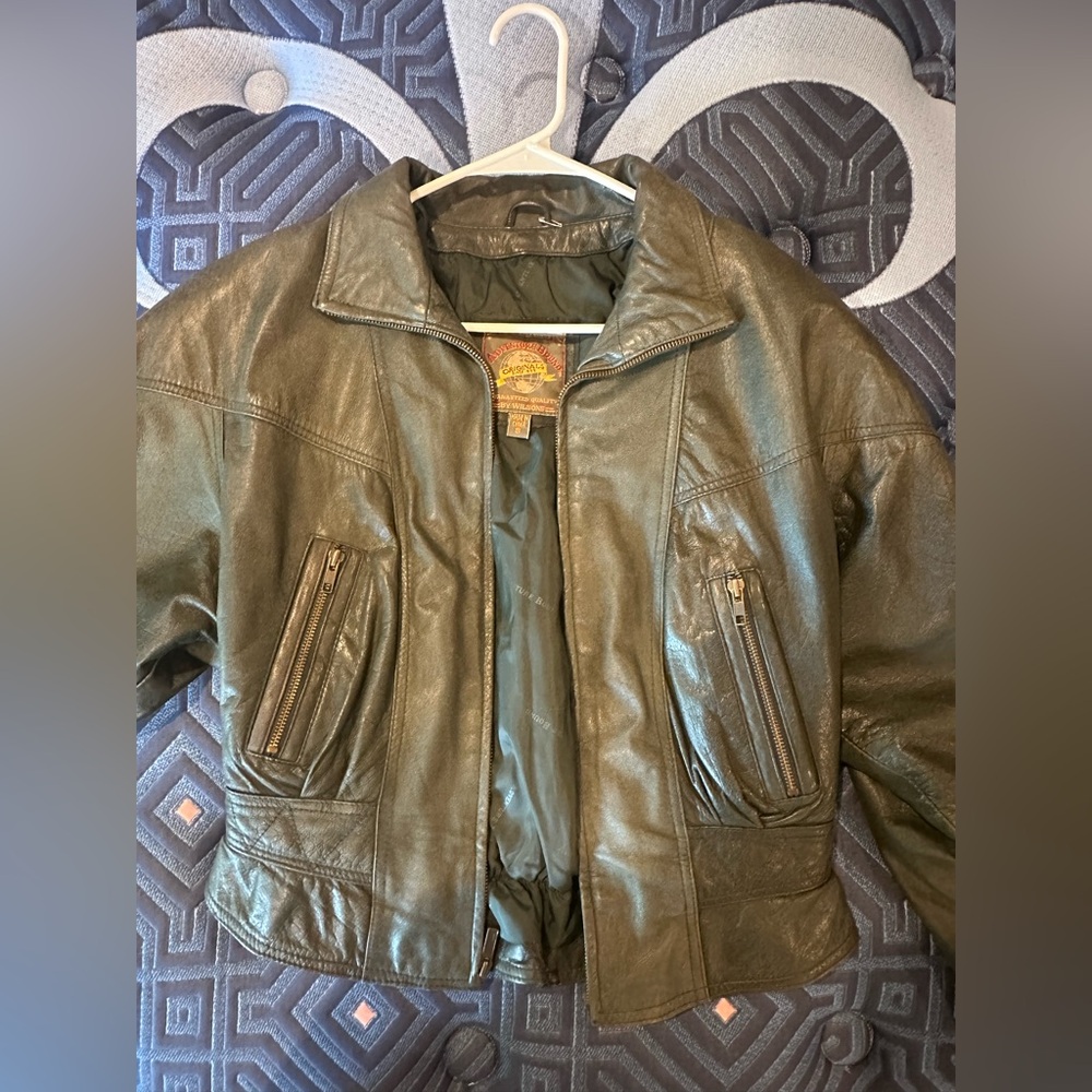 Adventure Bound Genuine Leather Jacket, size small, black